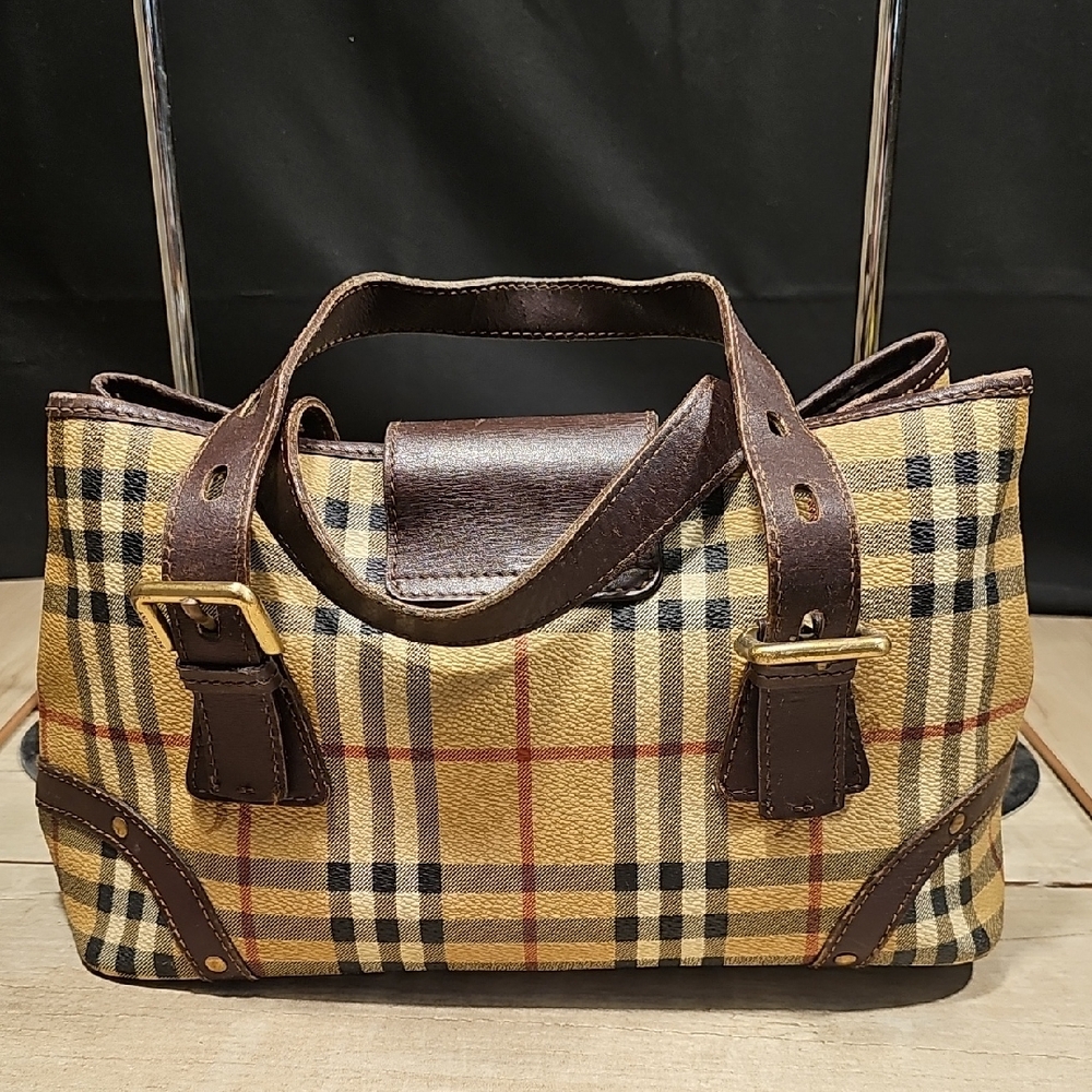 Burburry London Plaid Brown Leather  Bagw/COA - Picture 5 of 10